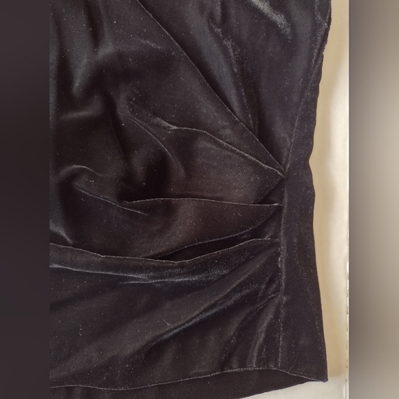 Lauren Ralph Lauren Black Velvet Surplice Pleated Blouse NWT Size 10 Holiday - Picture 4 of 9